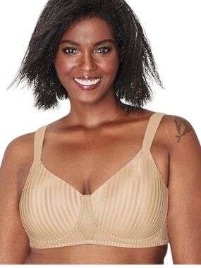 Playtex Secrets Perfectly Smooth Shaping Wireless Bra Nude 36B - NWT